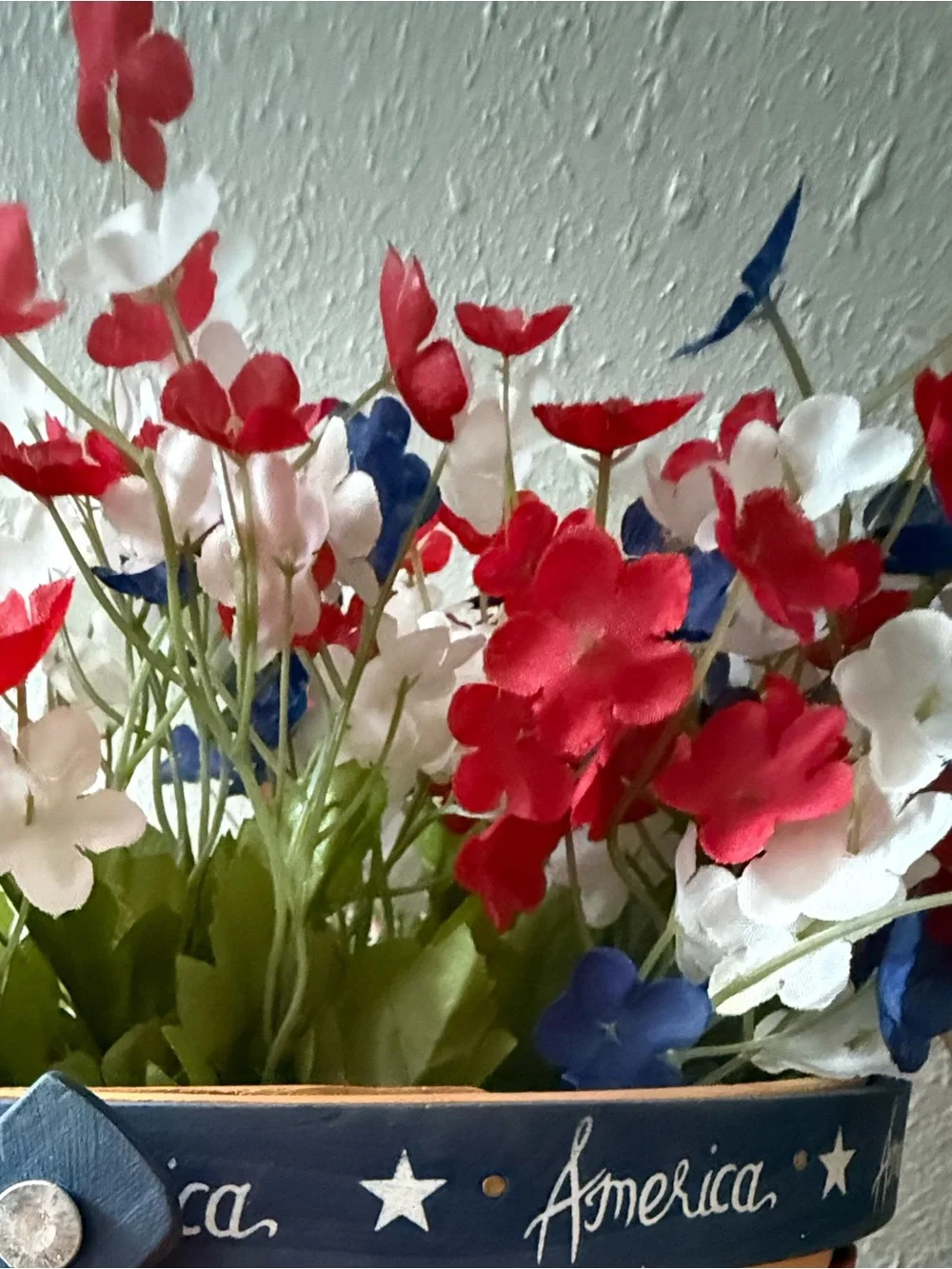 Have A Floral 4th! Patriotic Red, White & Blue Floral Basket and Mason Jar Décor